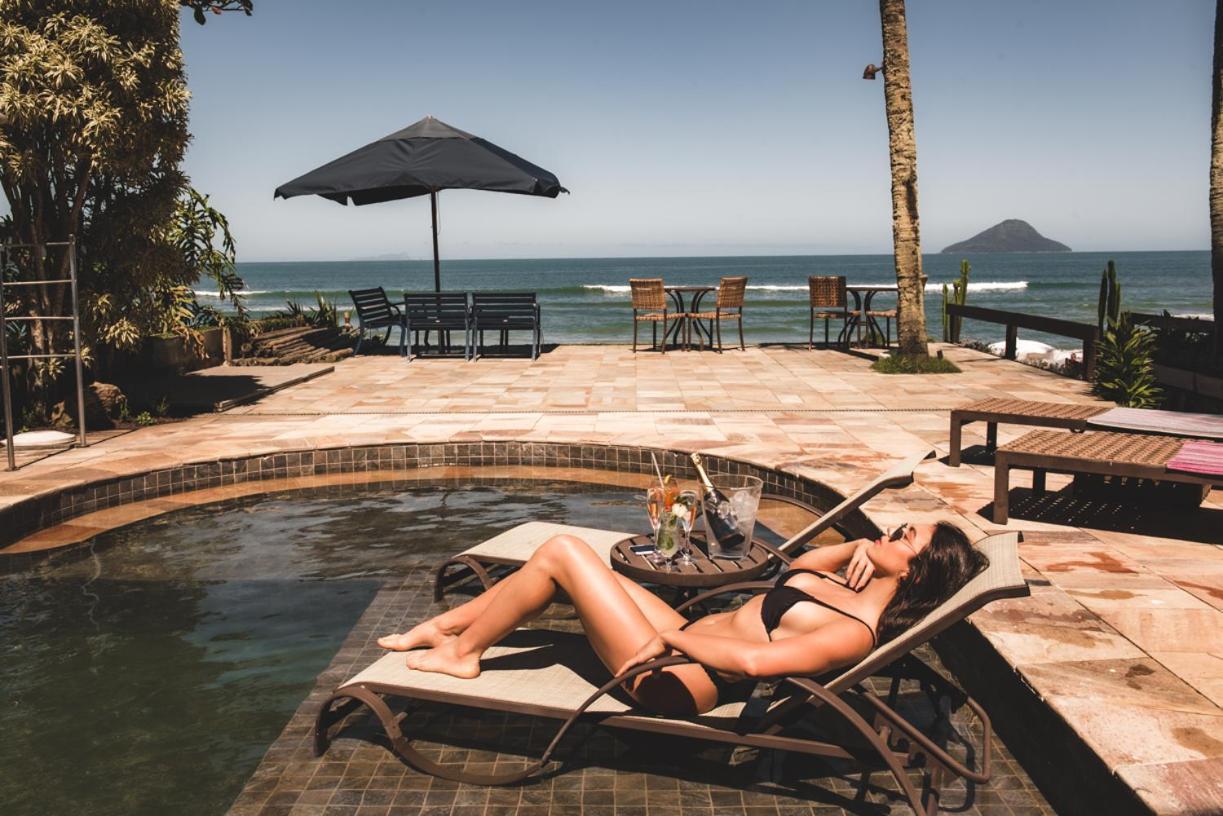 Chez Louise Et Louis Pe Na Areia 4*