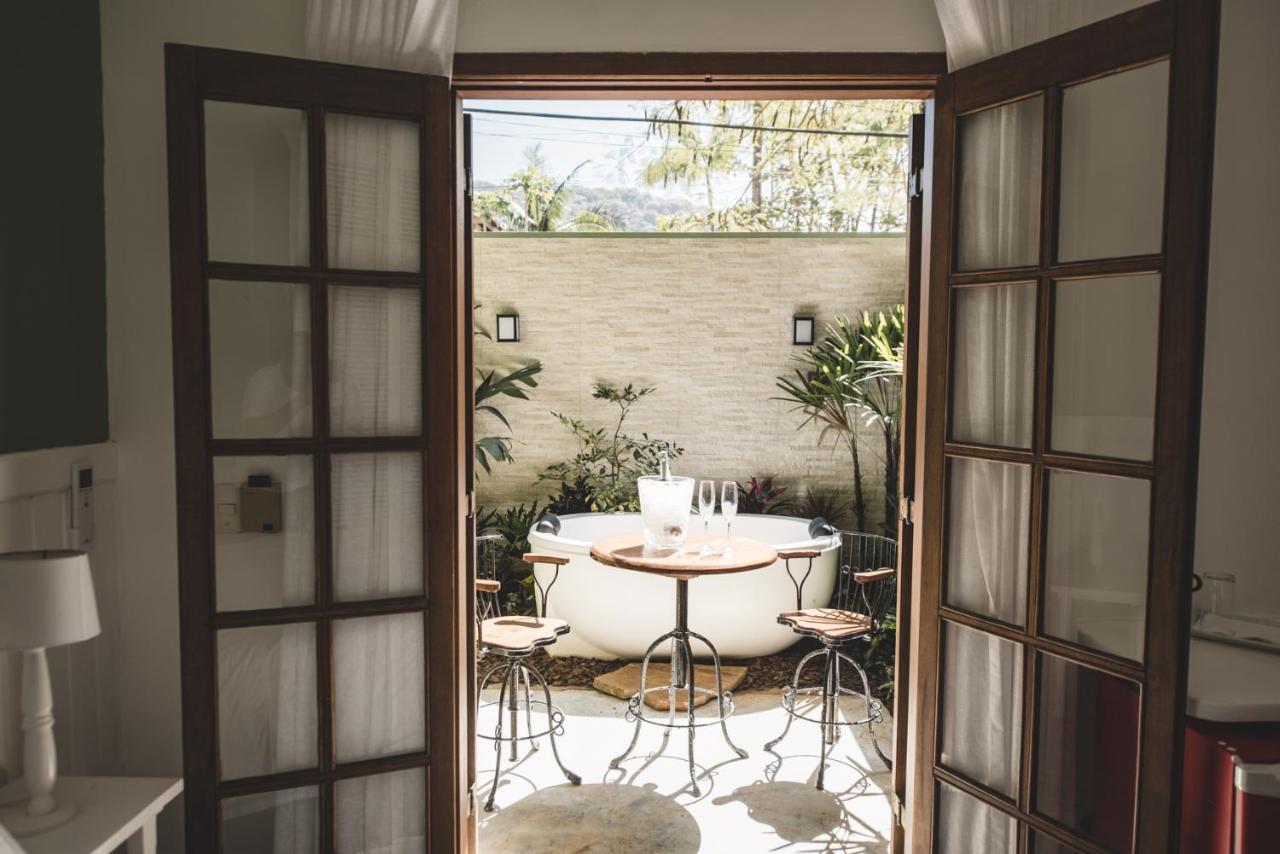 Guest house Chez Louise Et Louis Pe Na Areia 4*